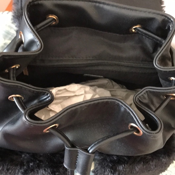 COLAB BLACK VEGAN LEATHER FAUX FUR BACKPACK NWT - Picture 6 of 7